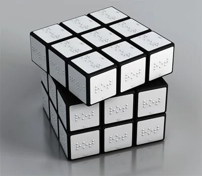кубик рубика с шрифтом брайля
