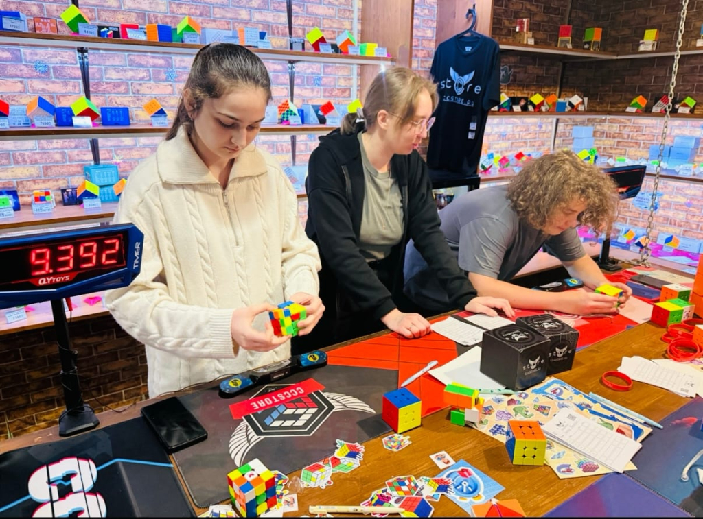 соревнования по спидкубингу