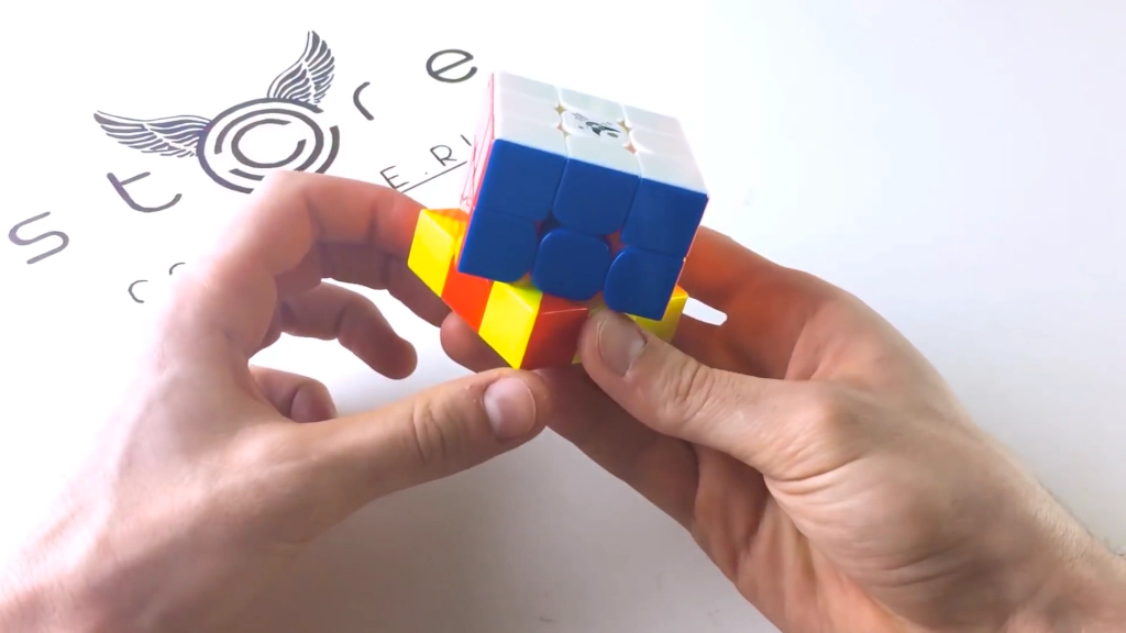 F — First Two Layers (Первые два слоя) сборка кубика Рубика