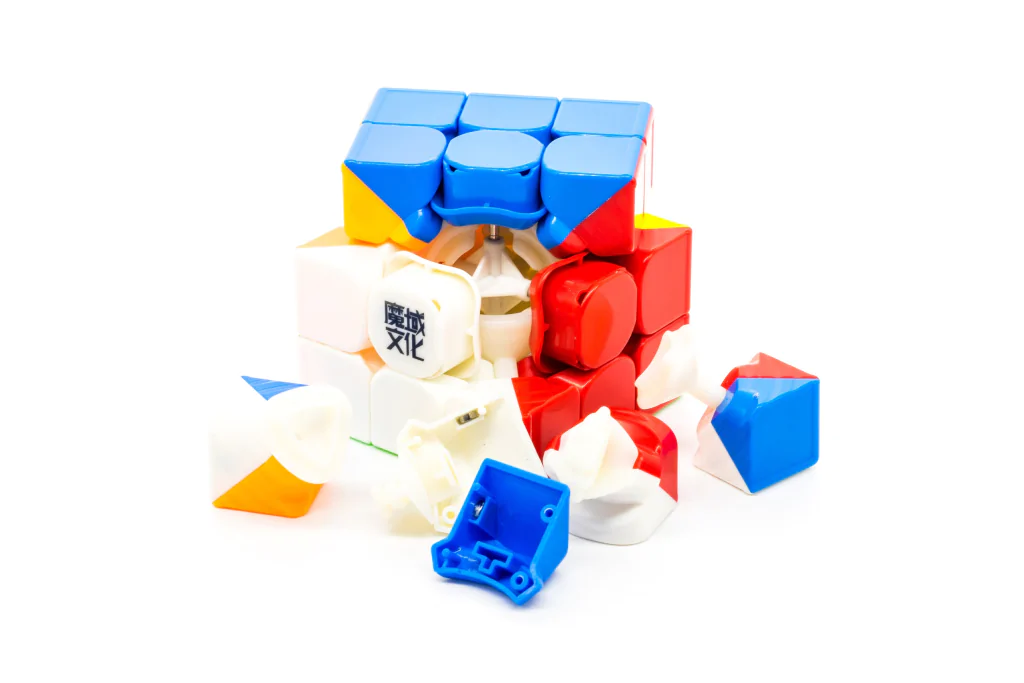 Кубик Рубика внутри