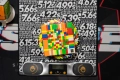 Собираем гигантский кубик Рубика: испытание для настоящих профессионалов