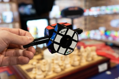 Почему спидкуберы не любят фирму Rubik's