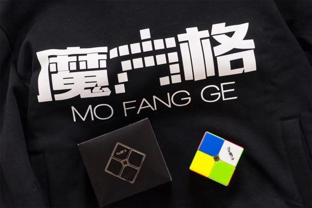 QiYi MoFangGe 2x2x2 Valk 2 M