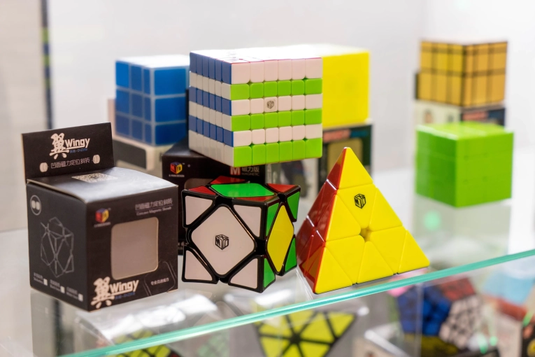 Виды кубиков Рубика